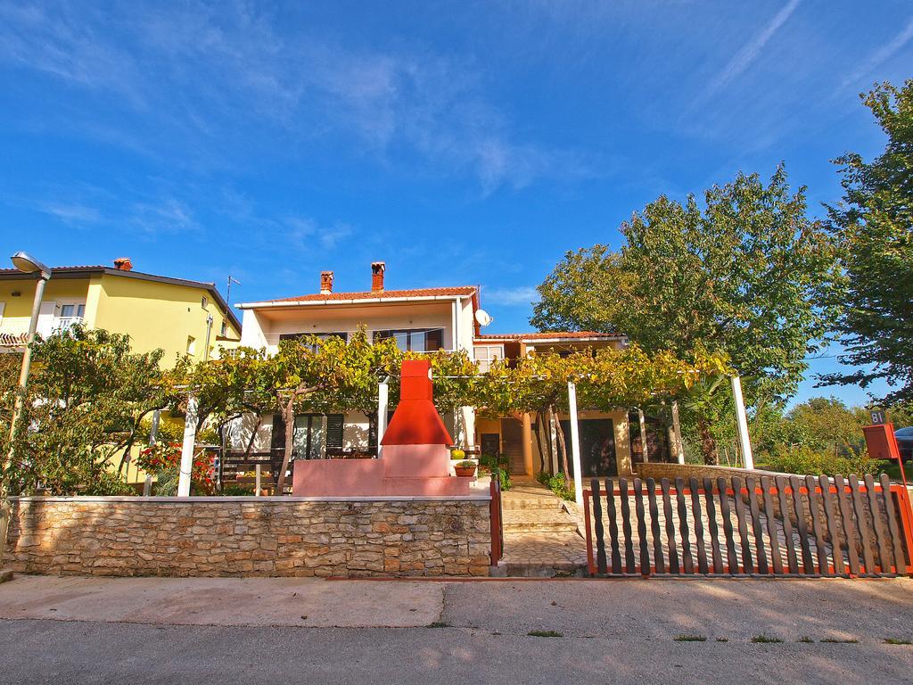 Apartments Dragica 929 Fažana Exteriör bild