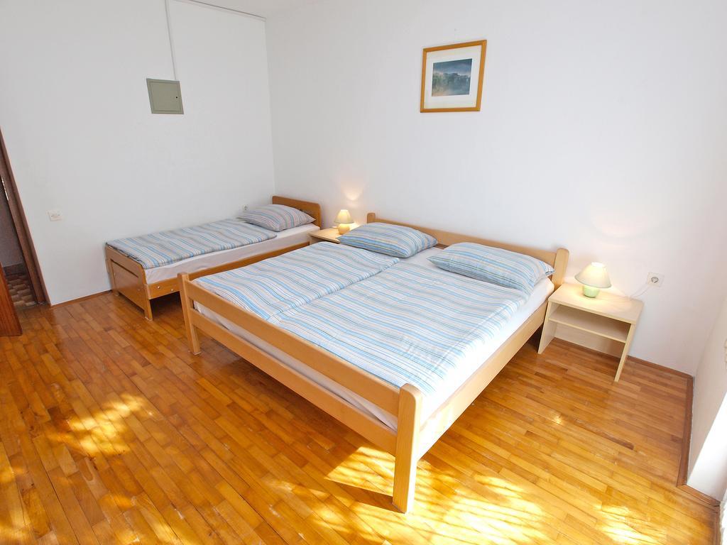 Apartments Dragica 929 Fažana Exteriör bild