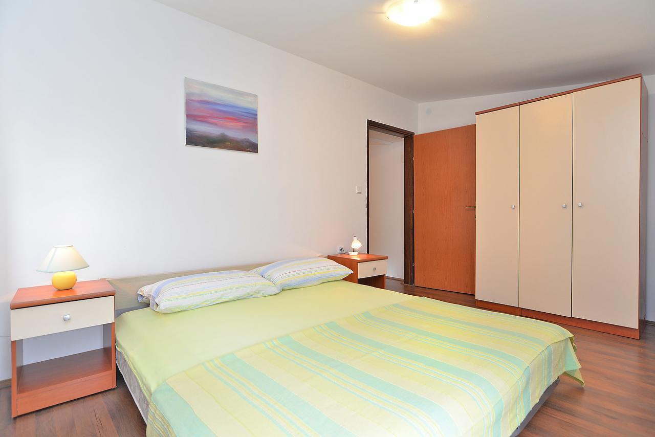 Apartments Dragica 929 Fažana Exteriör bild